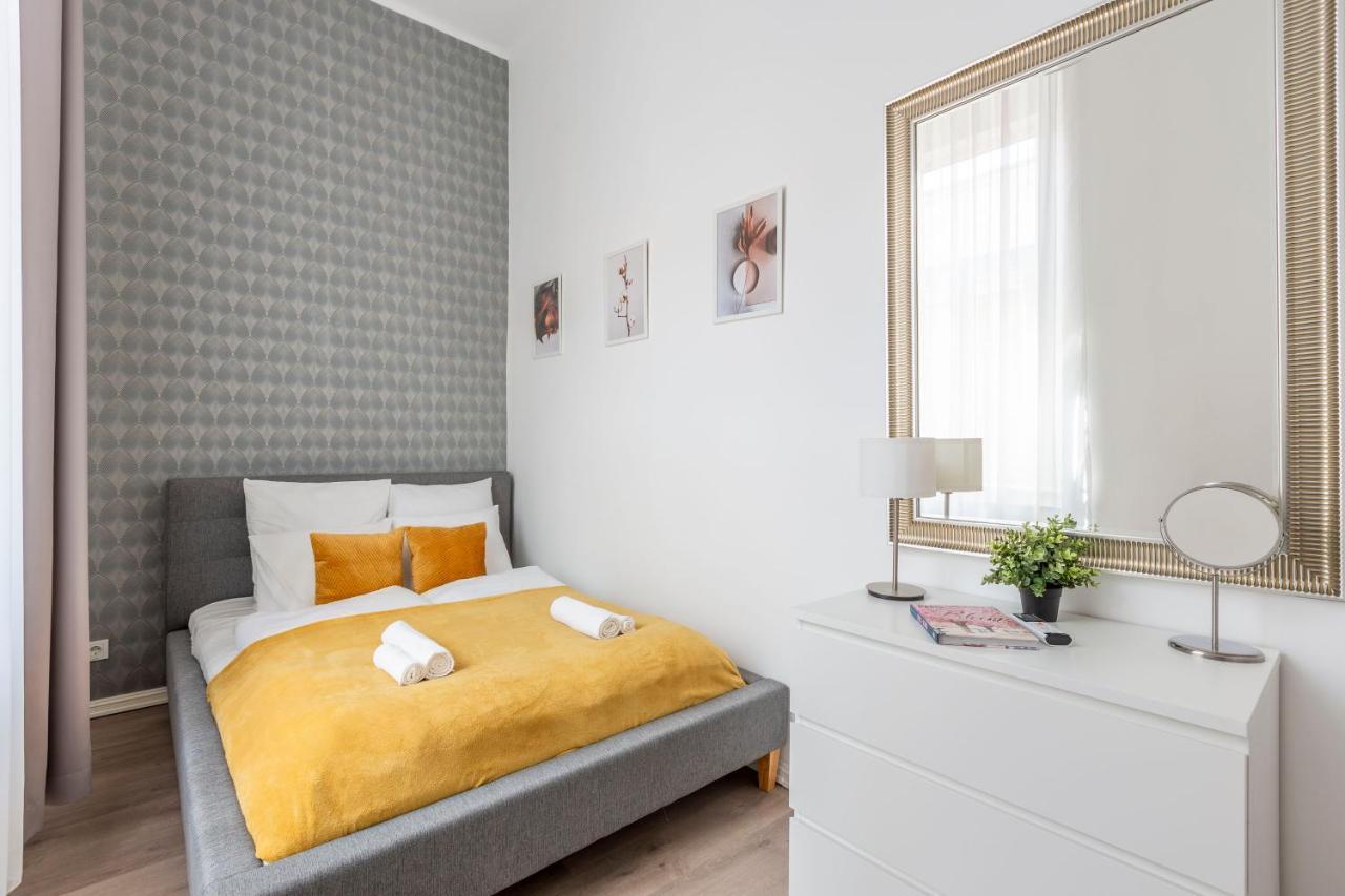 Exclusive Downtown Apartment In The Heart Of Budapest Exterior foto