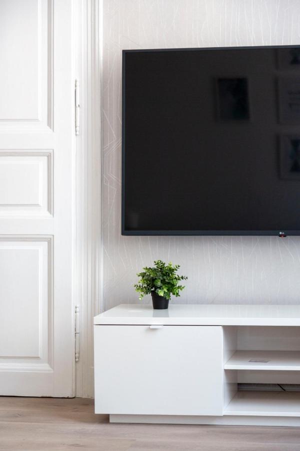Exclusive Downtown Apartment In The Heart Of Budapest Exterior foto