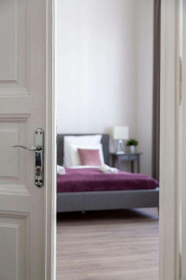 Exclusive Downtown Apartment In The Heart Of Budapest Exterior foto